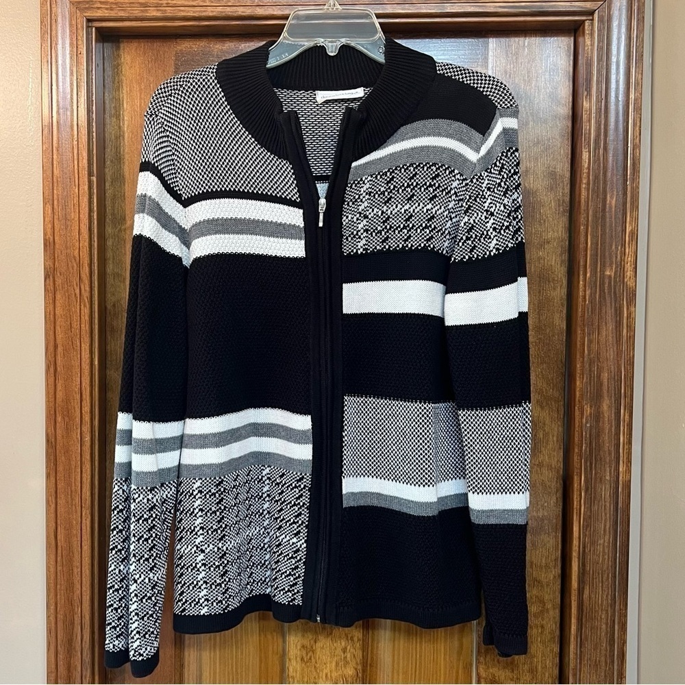 Cotton Cardigan Sweater Full-Zip Black White EUC‎ $5 ADD ON with $15+ Bundle